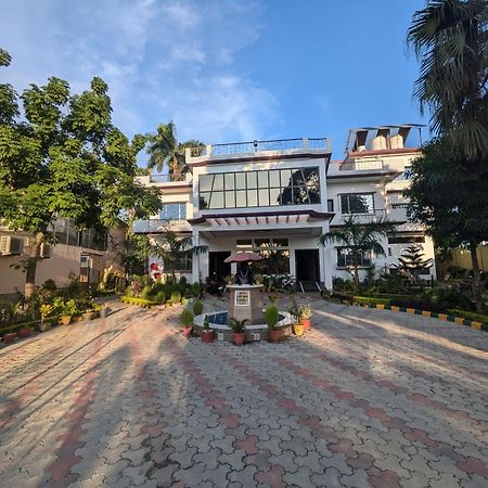 Kishori Vatika Hotel Ramnagar  Екстериор снимка